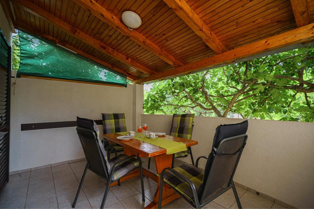 Apartment Bojic Vodice Zewnętrze zdjęcie
